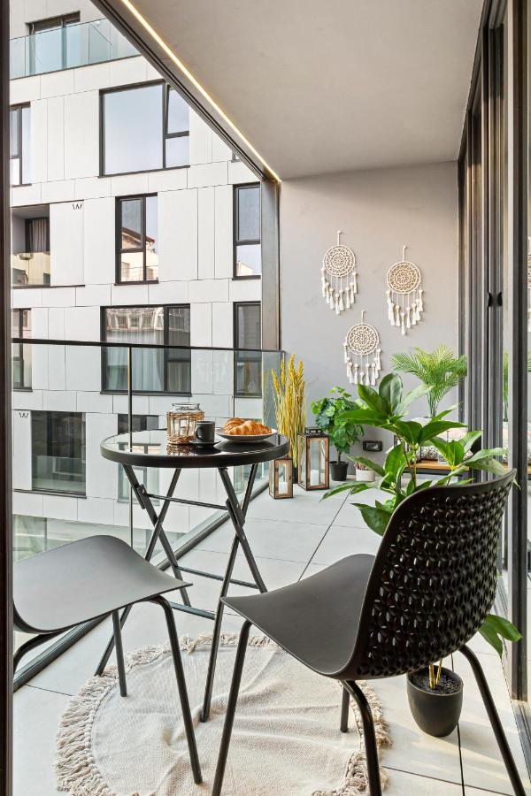 Apartment Win Herastrau Forest Bucharest
